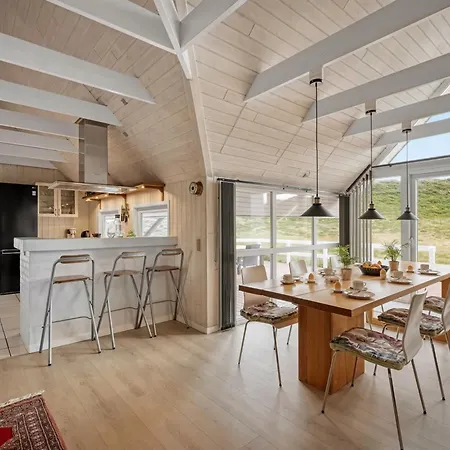 Herma - 1km From The Sea By Interhome Nyaraló